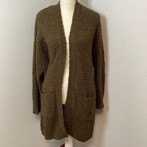 Bobeau shrug wrap around sweater. Size Medium. Snuggly